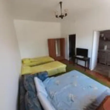 Rover Apartment *